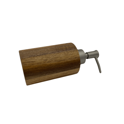 Seifenspender aus Akazienholz personalisiert