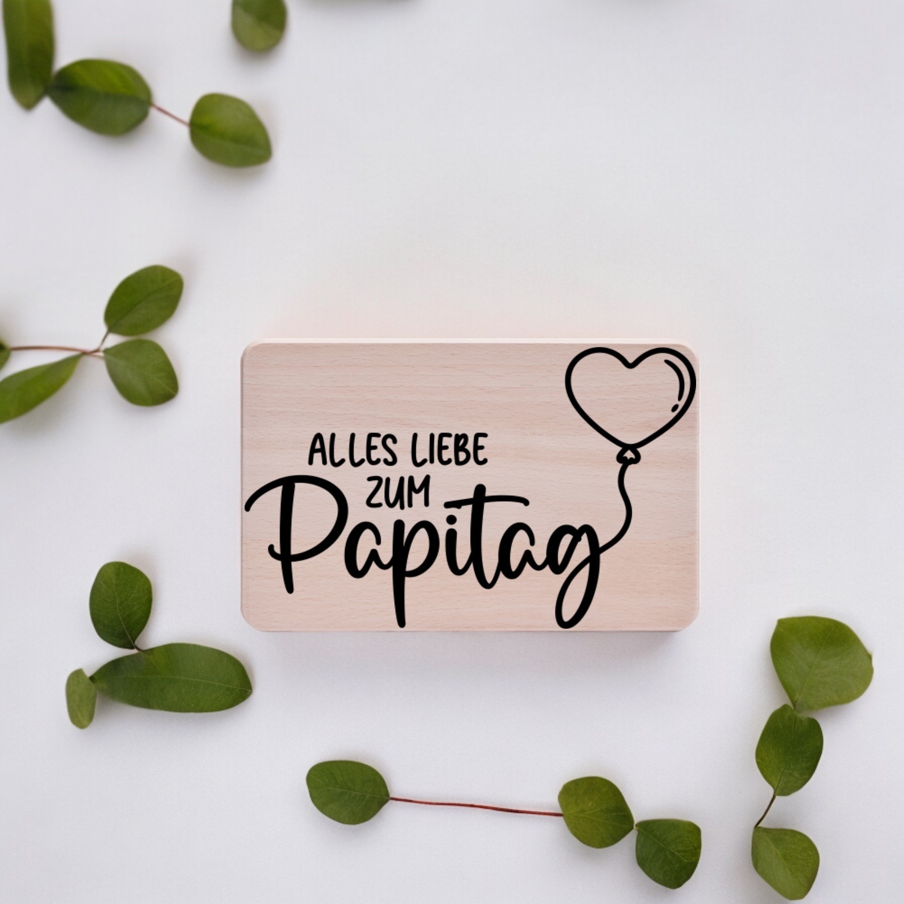 Frühstücksbrettchen personalisiert mit Alles Liebe zum Papitag